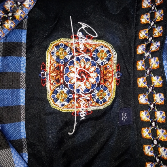 Robert Graham - Picture 3 of 3